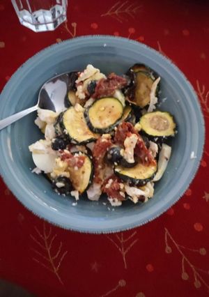 Una foto de Ensalada de Calabacín y Queso de Cabra