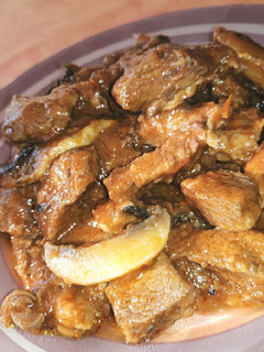 Una foto de Ternera en salsa con champiñones