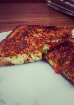 A picture of Very cheesy treat.