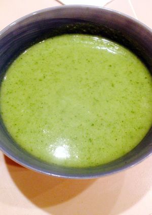A picture of Watercress Cauliflower Soup.
