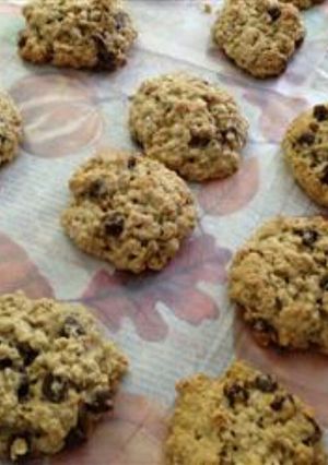 A picture of Cookies chocolate chips.