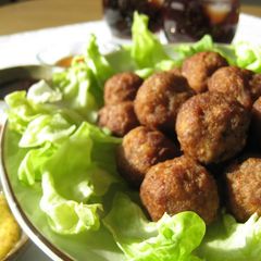 A picture of Fried Potato Meatballs.