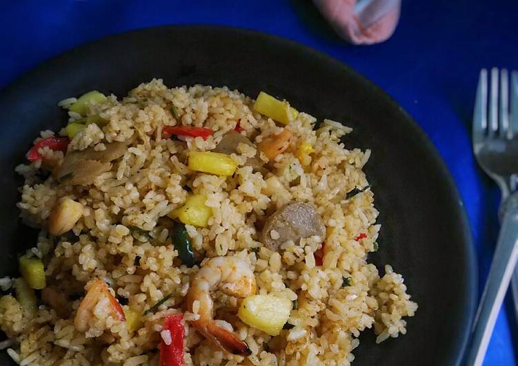 Bagaimana Membuat Nasi Goreng Campur Anti Gagal