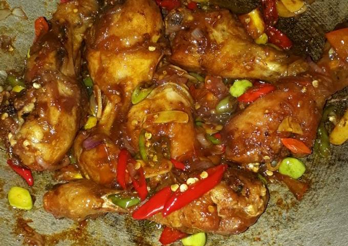 Ayam kecap trasi nikmat