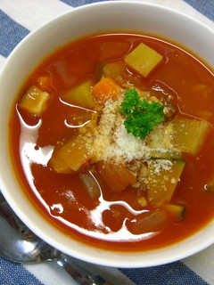 A picture of Easy Minestrone made with Tomato Juice.