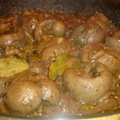 A picture of Shallow Fried Lamb's Kidney's.