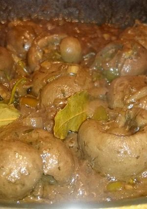 A picture of Shallow Fried Lamb's Kidney's.