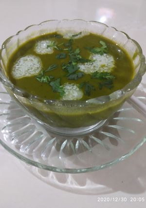 પાલકનો સૂપ (Spinach Soup Recipe In Gujarati) રેસીપી મુખ્ય ફોટો