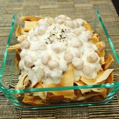 A picture of Middle Eastern Fatteh.