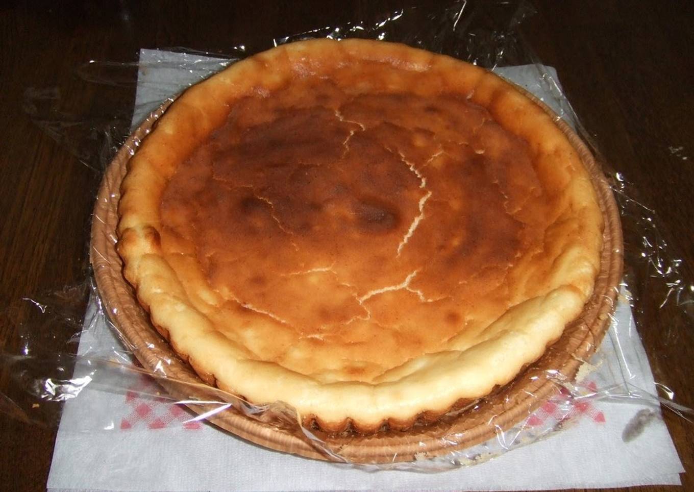 Simple and delicious cheesecake