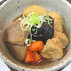 Black Hanpen Fish Cake Stew A picture of Black Hanpen Fish Cake Stew.