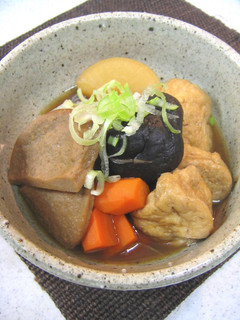 A picture of Black Hanpen Fish Cake Stew.