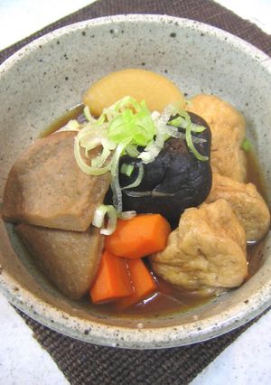 A picture of Black Hanpen Fish Cake Stew.