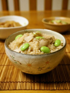 A picture of Shimeji & Maitake Mushroom Seasoned Rice.