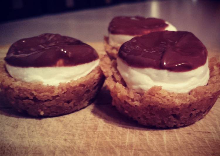 Recipe of Favorite Mini S&#39;mores Cups