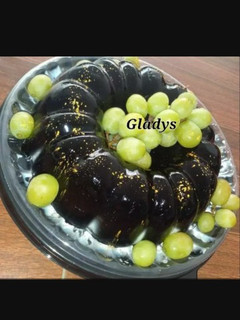 Una foto de Flotatina negra sabor a frutos rojos y queso crema