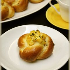 A picture of 【For Beginners】Corn and Mayonnaise Rolls.