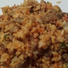 A picture of Ebony ' s dirty rice.