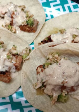 A picture of Spicy Ahi Tuna tacos.
