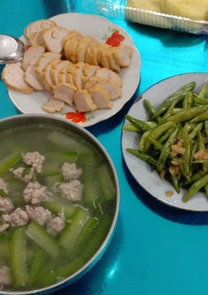 Hình của món Bữa cơm gia đình đầu năm.