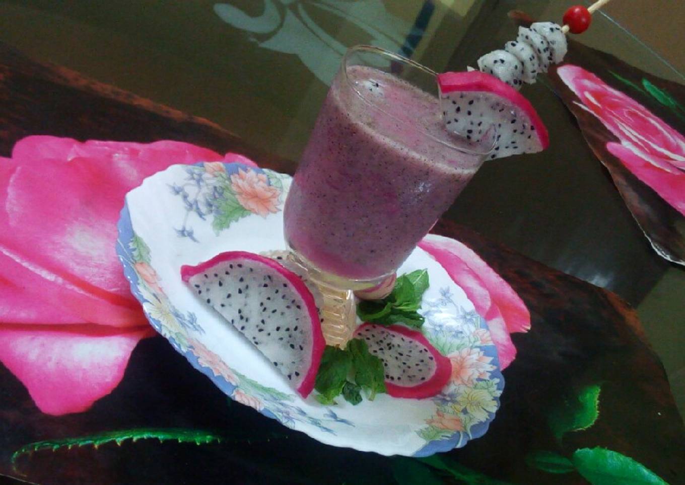 Dragon fruit smoothie