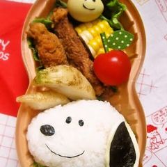 A picture of Charaben Easy Snoopy Rice Ball.