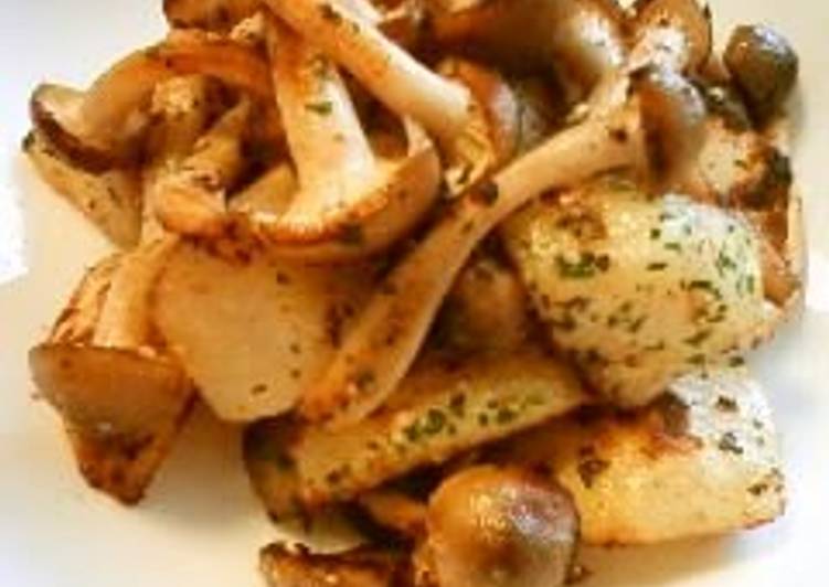 Step-by-Step Guide to Make Ultimate Potato and Shimeji Mushroom Sauté with Mayonnaise