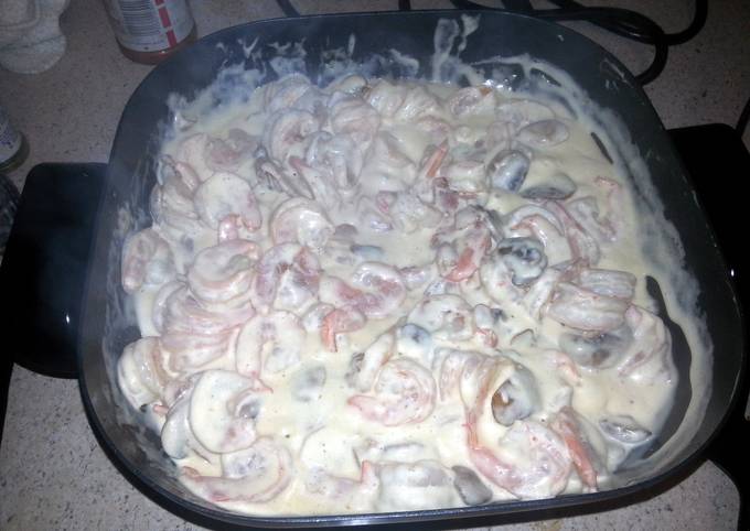 Steps to Make Speedy Scampi w/bacon and mushrooms