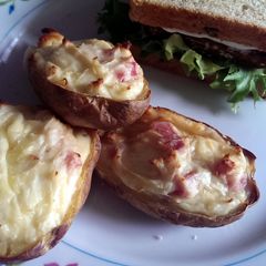 Sophie's ham and cheese potato skins A picture of Sophie's ham and cheese potato skins.