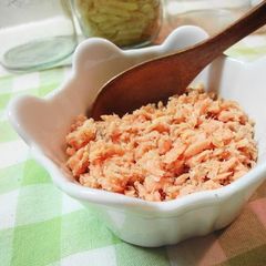 A picture of Salmon Flakes for Bento.