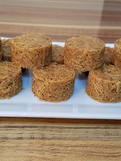 A picture of Vileja vya tambi / Vermicelli bites.