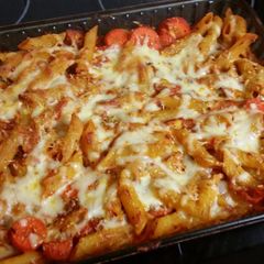 A picture of Tomato Chicken Penne.