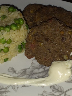 Una foto de Hamburguesas de lenteja con longaniza