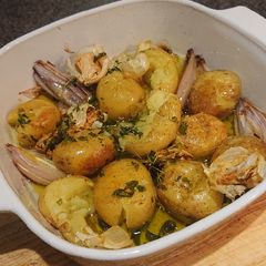 Roasted Herby Potatoes A picture of Roasted Herby Potatoes.