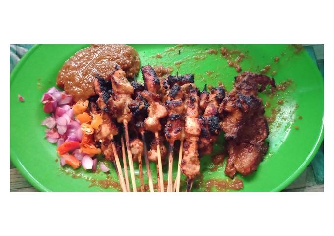 Sate ayam sambal kacang mudah untuk makan di rumah