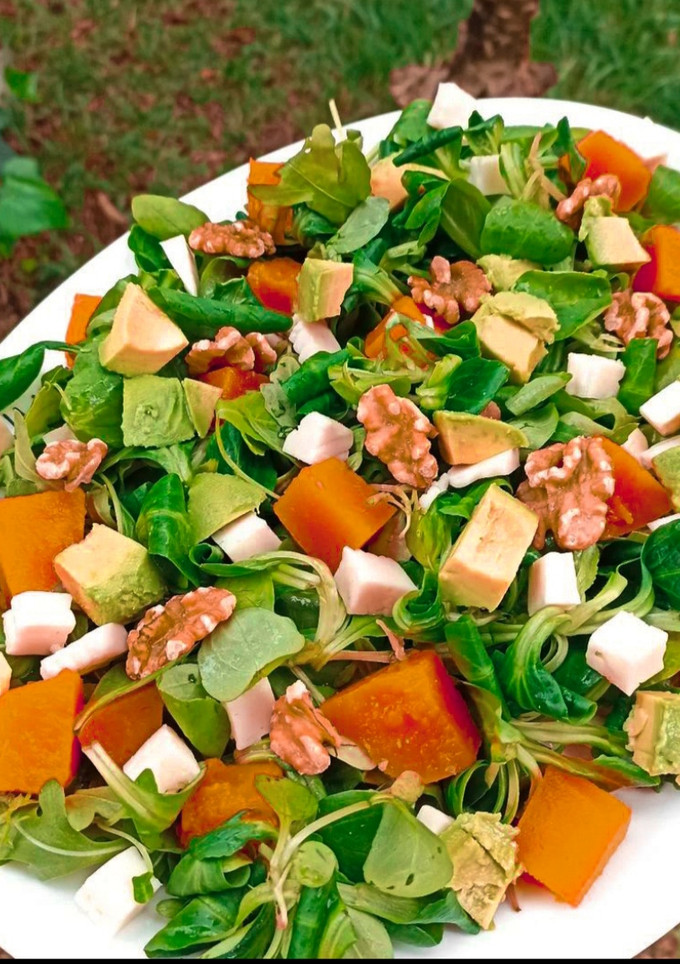 Una foto de Ensalada otoñal