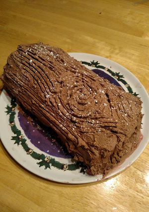 A picture of Buche de Noel.