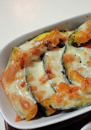 A picture of Piping Hot! Baked Kabocha Squash with Cheese.