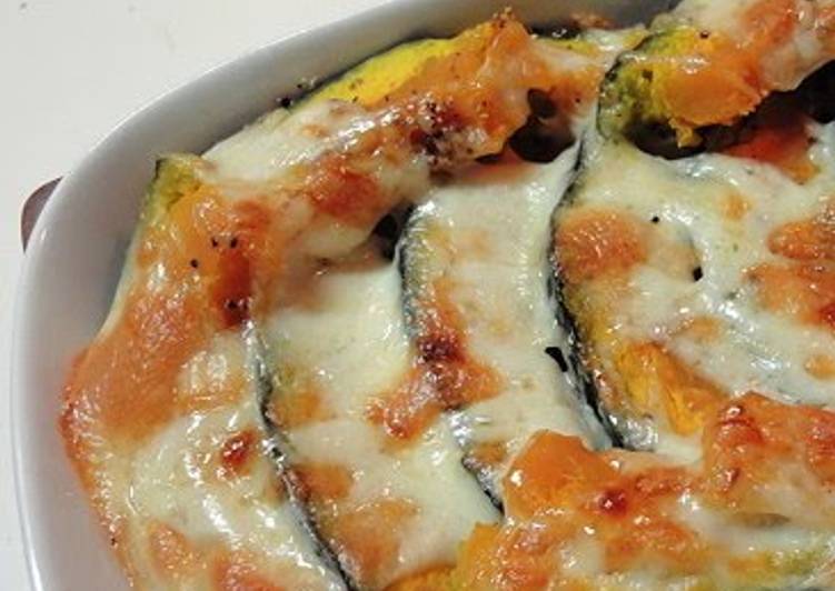 Recipe of Super Quick Homemade Piping Hot! Baked Kabocha Squash with Cheese