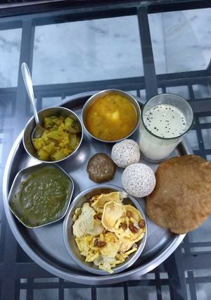 A picture of Navratri thali.