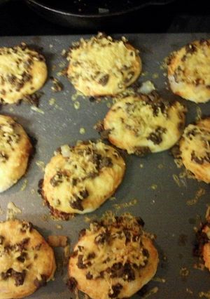A picture of Mini Pizzas.