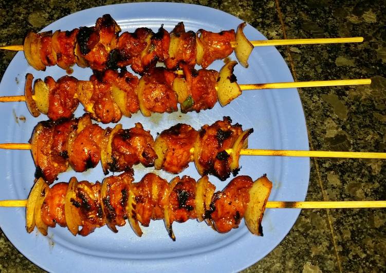 How to Prepare Quick Asian chicken kabobs