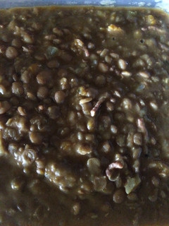 Una foto de Lentejas guisadas con zapallo carne y longaniza