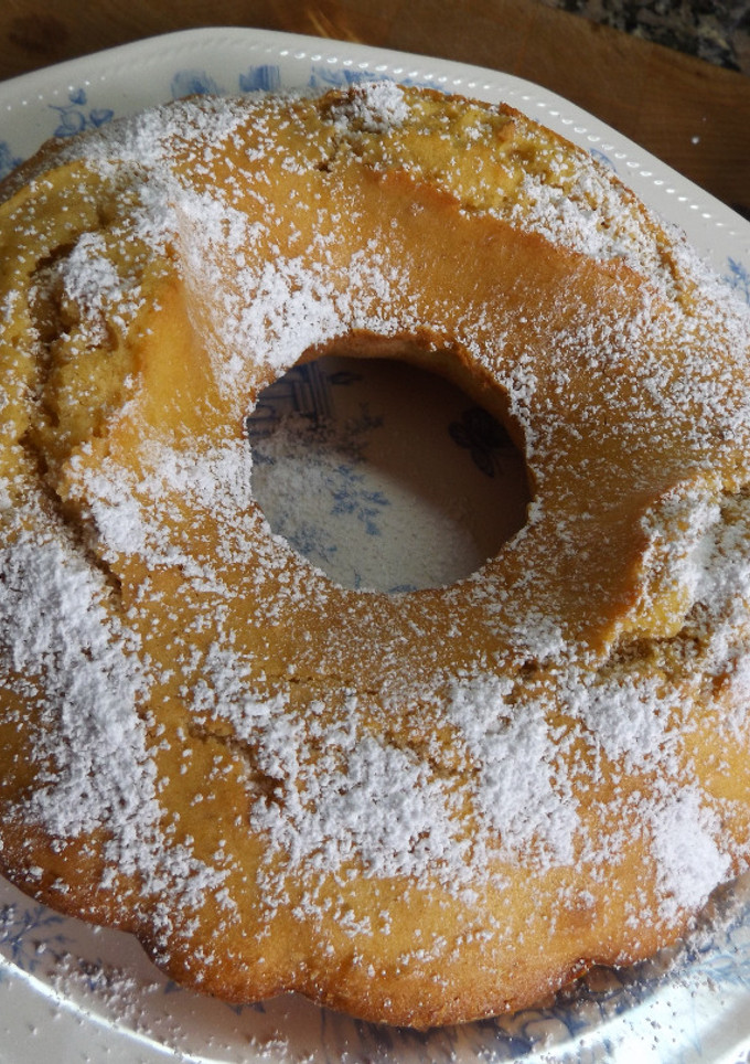 Una foto de Pastel casero de mantequilla con avellanas