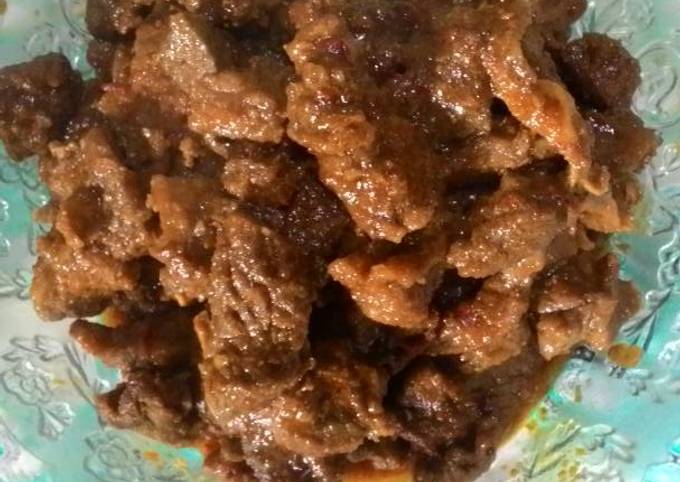 Semur daging pedes manis