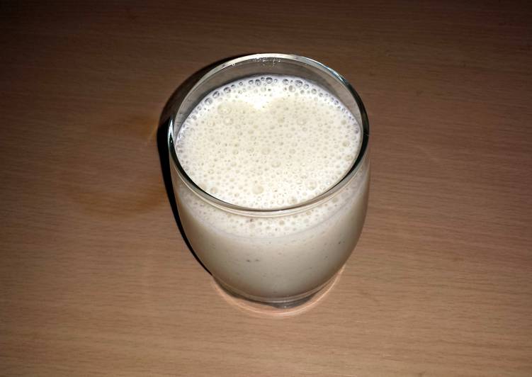 Step-by-Step Guide to Make Any-night-of-the-week Banana Nutmeg Smoothie