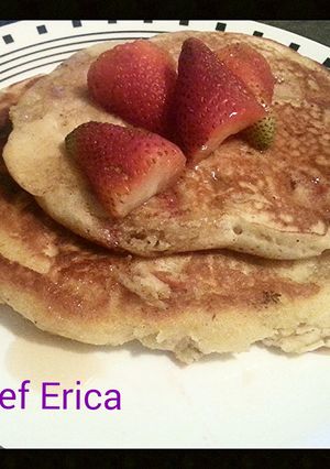 A picture of Strawberry pancakes.