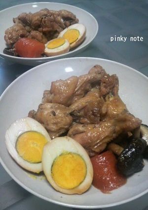 A picture of Rich Drumstick Simmer with Marinated Eggs.
