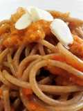 Pasta con pesto di peperoni