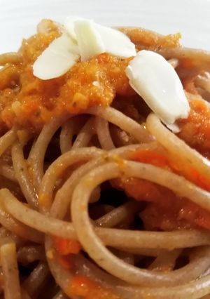 Foto di Pasta con pesto di peperoni